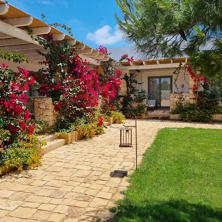 Masseria Baroni Di Montesardo Отель Лидо-Марини