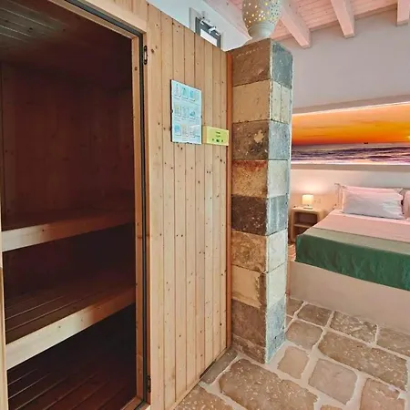 Hotel Masseria Baroni Di Montesardo 4*